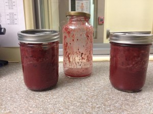 Breakfast, my favorite juice of the day :D 