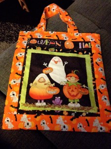 Side b for Halloween trick or treat bag E
